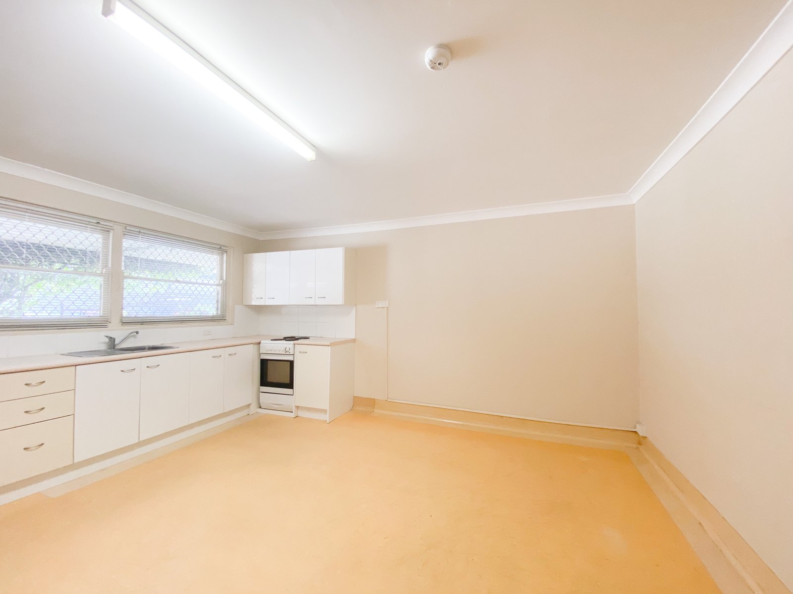 3/1 Government Road SHOAL BAY 6