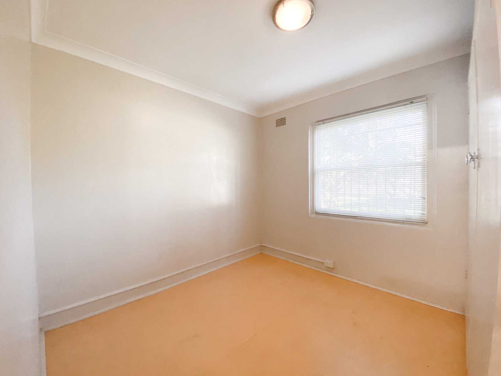 3/1 Government Road SHOAL BAY 7