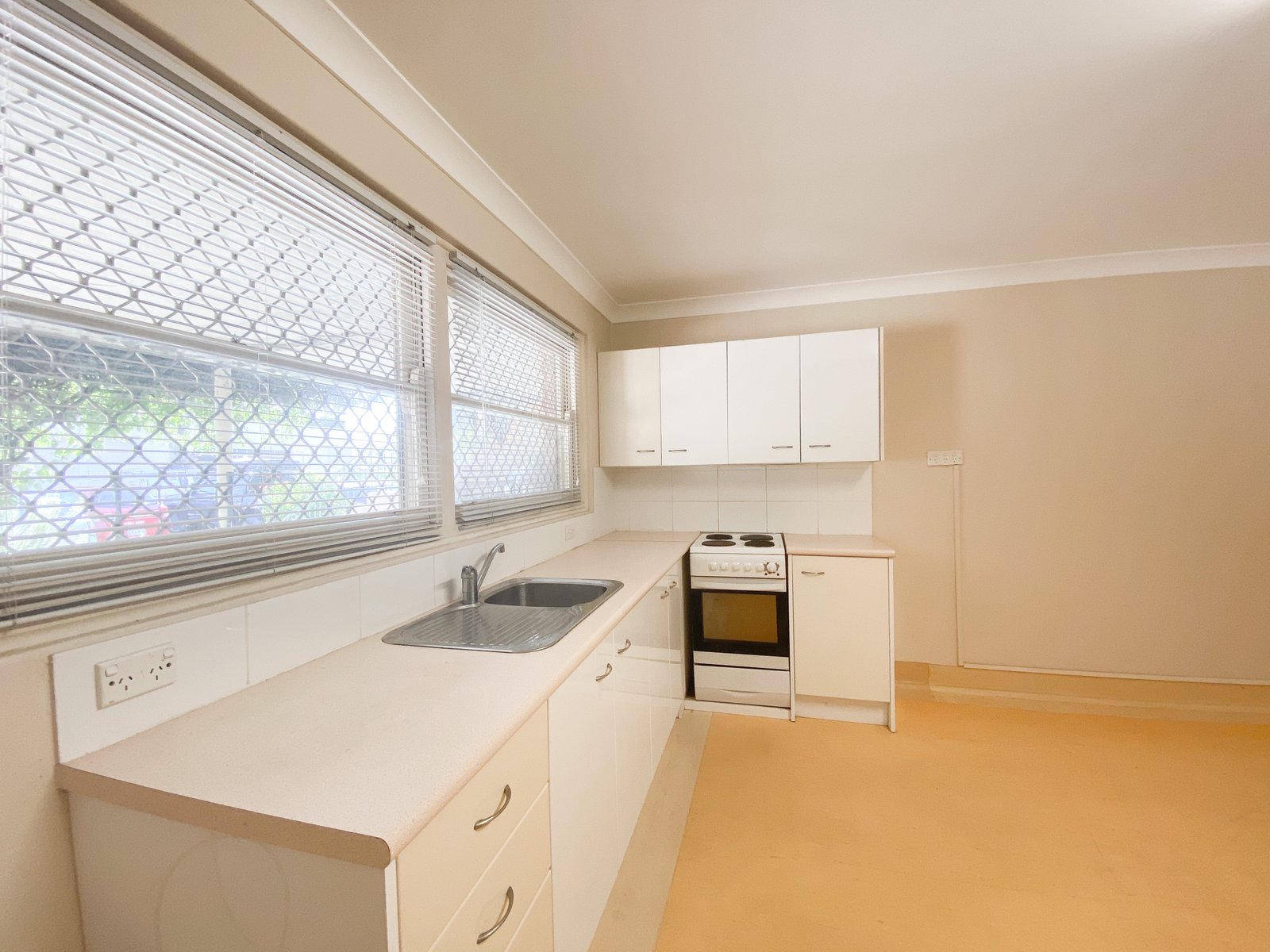 3/1 Government Road SHOAL BAY 5