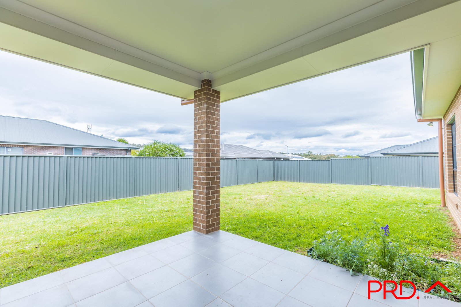 31 Grand Meadows Drive TAMWORTH 16