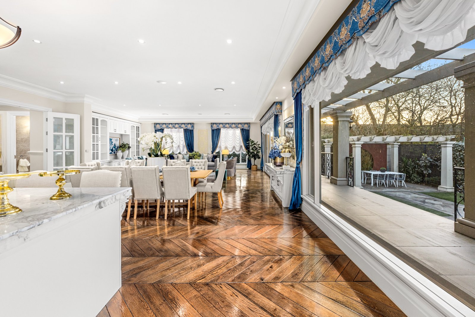 Gallery: 31 Grosvenor Parade
