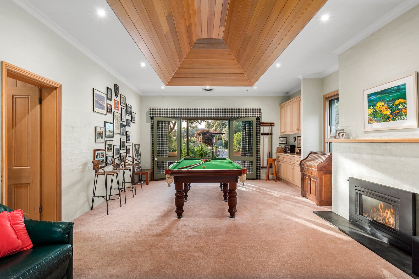 Real Estate and Property in 31 Grove Road, Barwon Heads, VIC