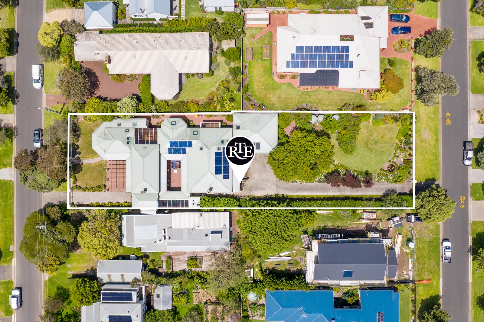 Real Estate and Property in 31 Grove Road, Barwon Heads, VIC