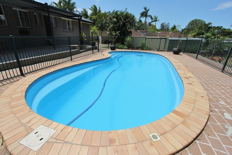 31 Guthrie Parade CARRARA 6