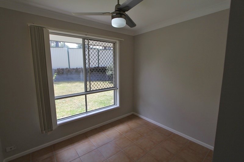 31 Guthrie Parade CARRARA 9