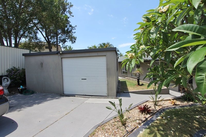 31 Guthrie Parade CARRARA 13