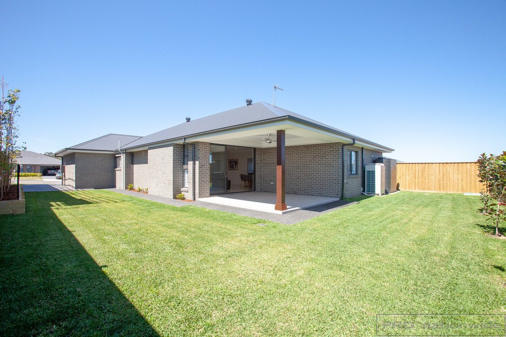 31 Harvest Boulevard CHISHOLM 12