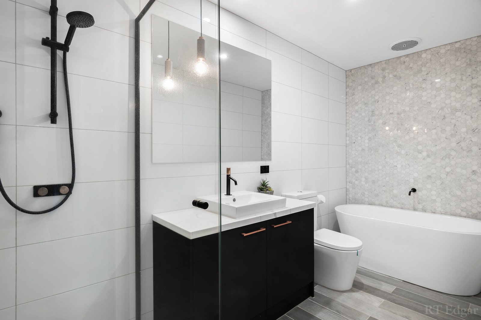 Real Estate and Property in 3/1 Hill Court, Doncaster, VIC