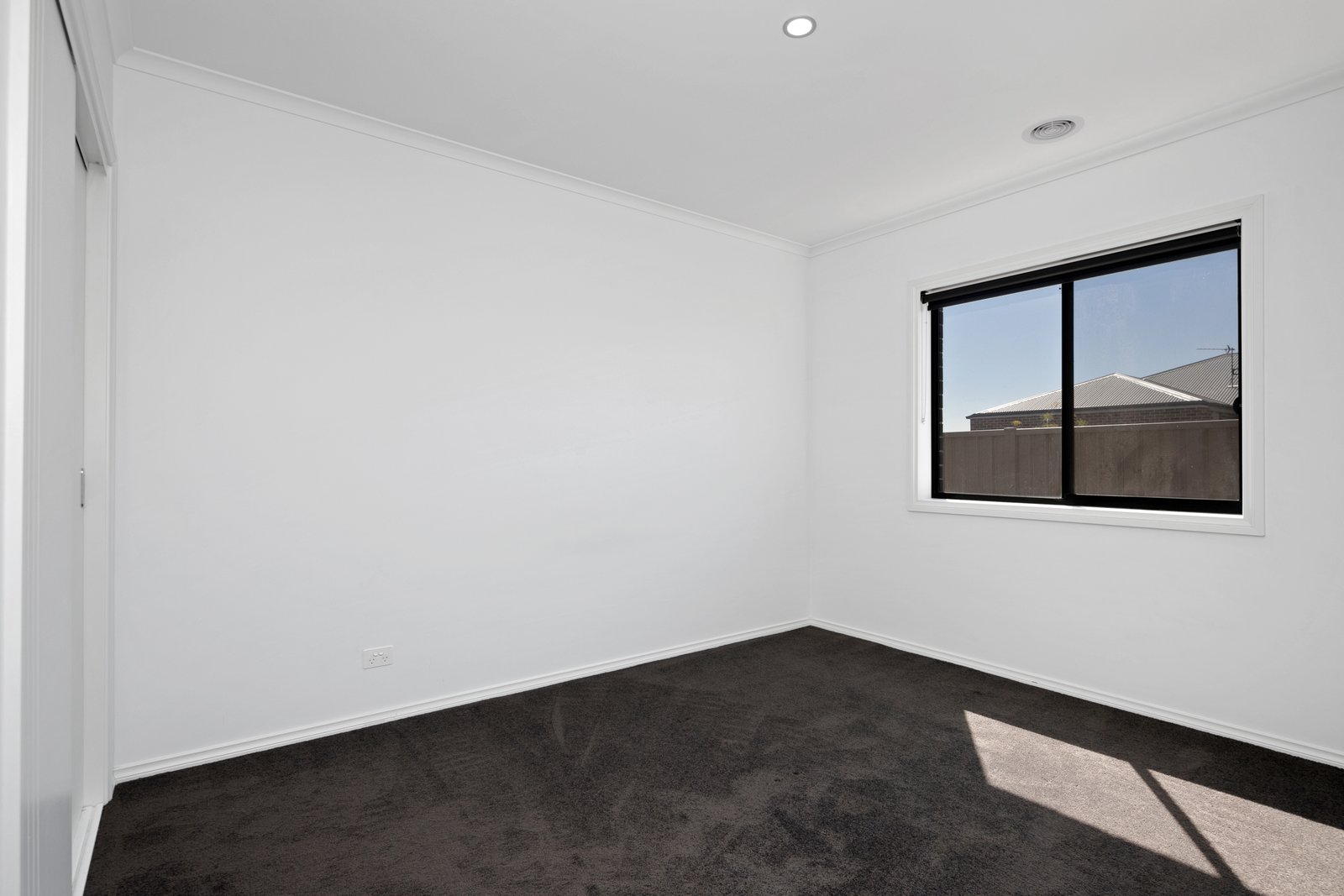31 Honour Avenue WINTER VALLEY 8