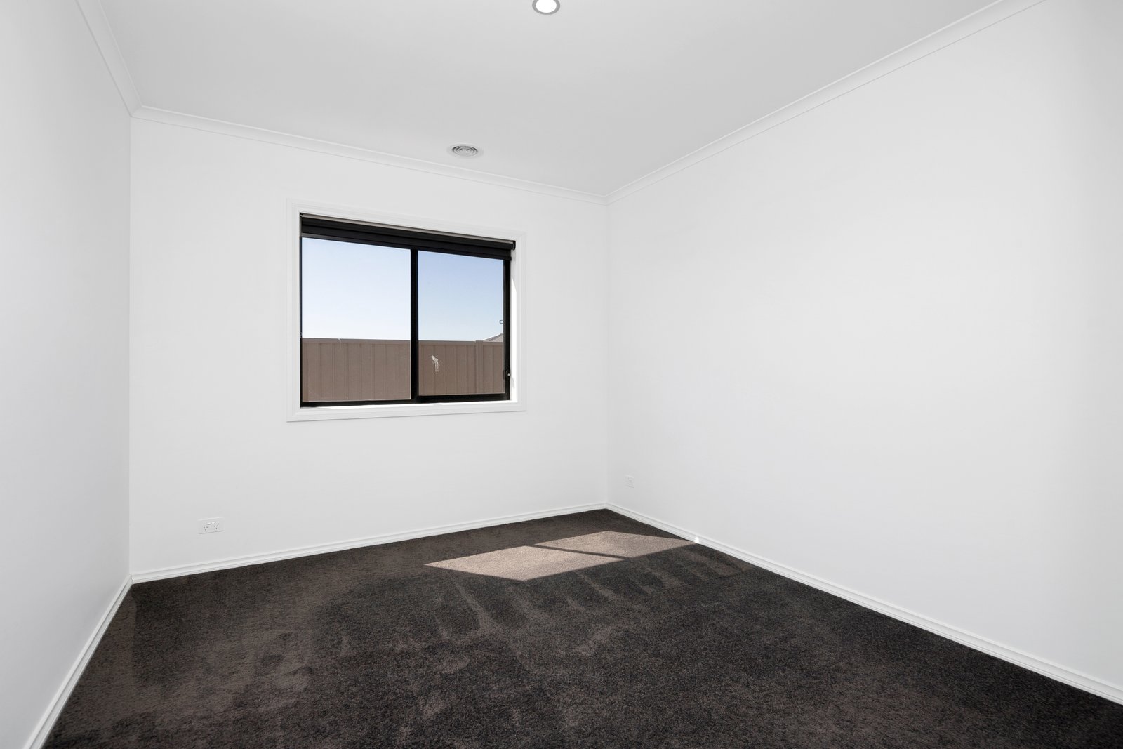 31 Honour Avenue WINTER VALLEY 9