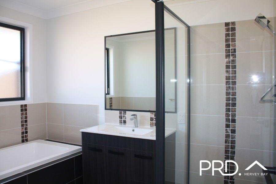 31 Imperial Circuit ELI WATERS 16