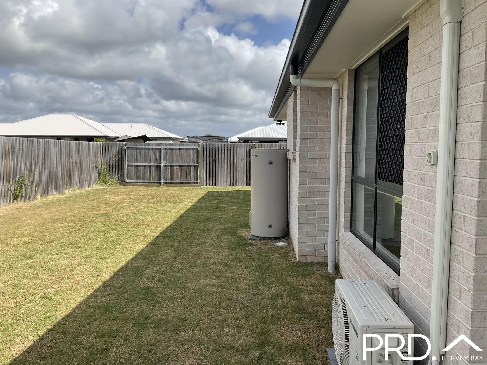 31 Imperial Circuit ELI WATERS 24