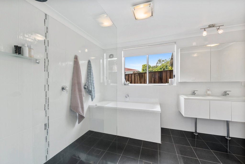 31 Jack Ladd Street COFFS HARBOUR 17