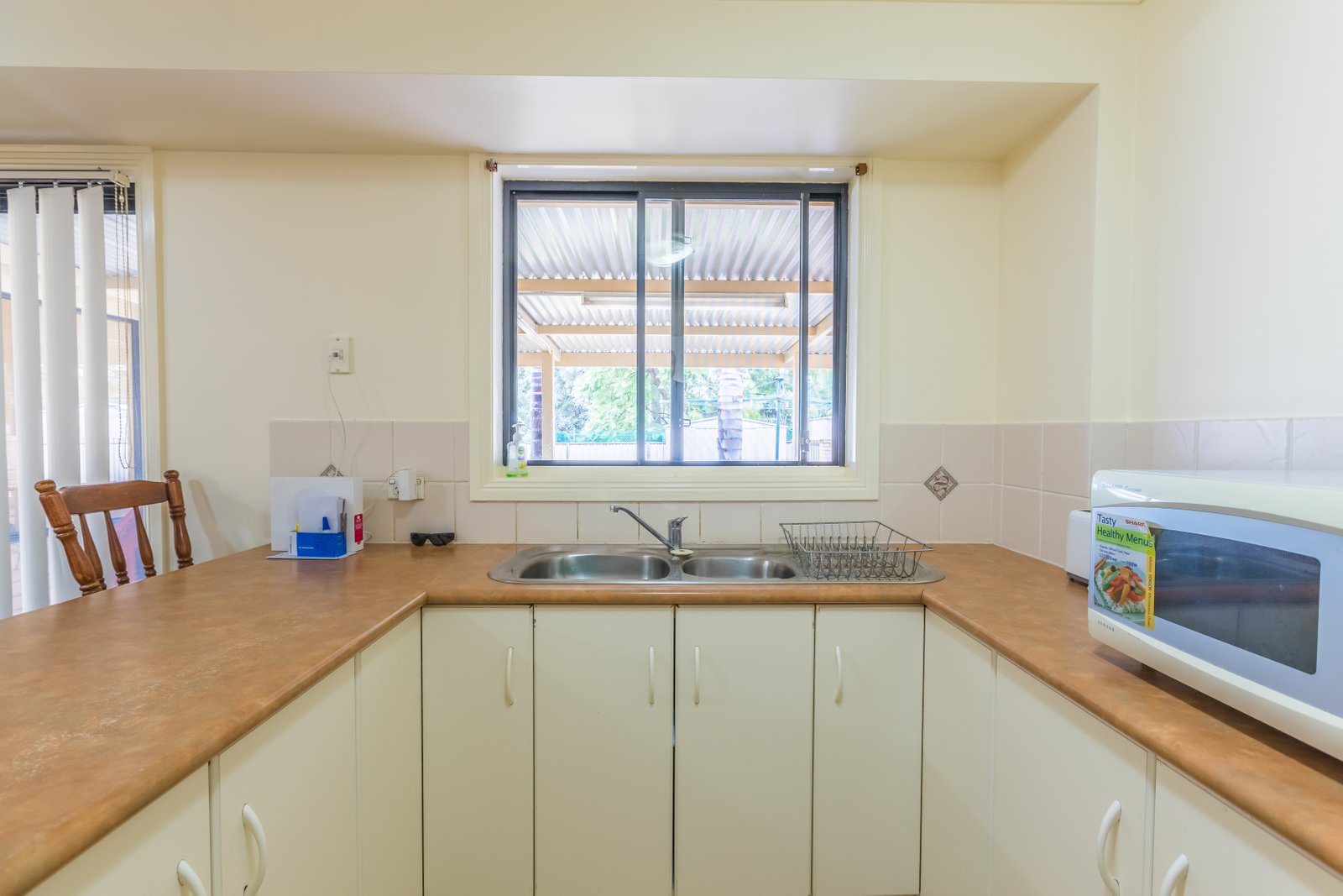 31 Janelle Street TAMWORTH 10