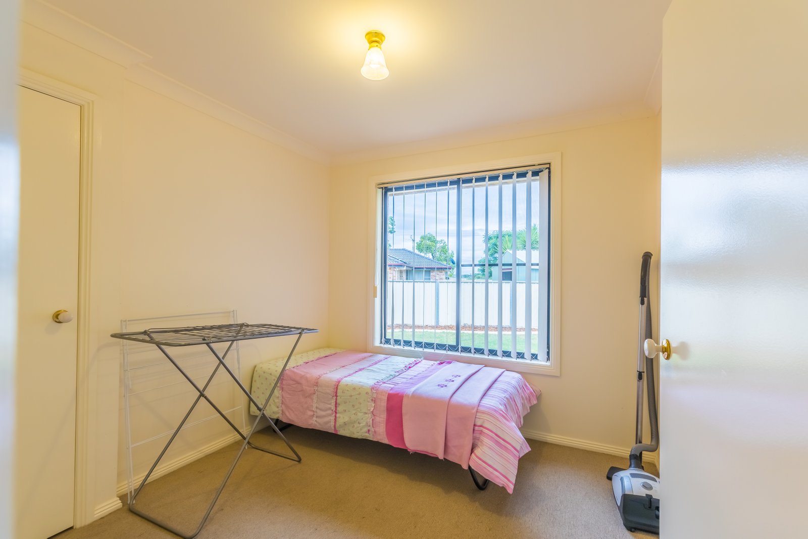 31 Janelle Street TAMWORTH 16