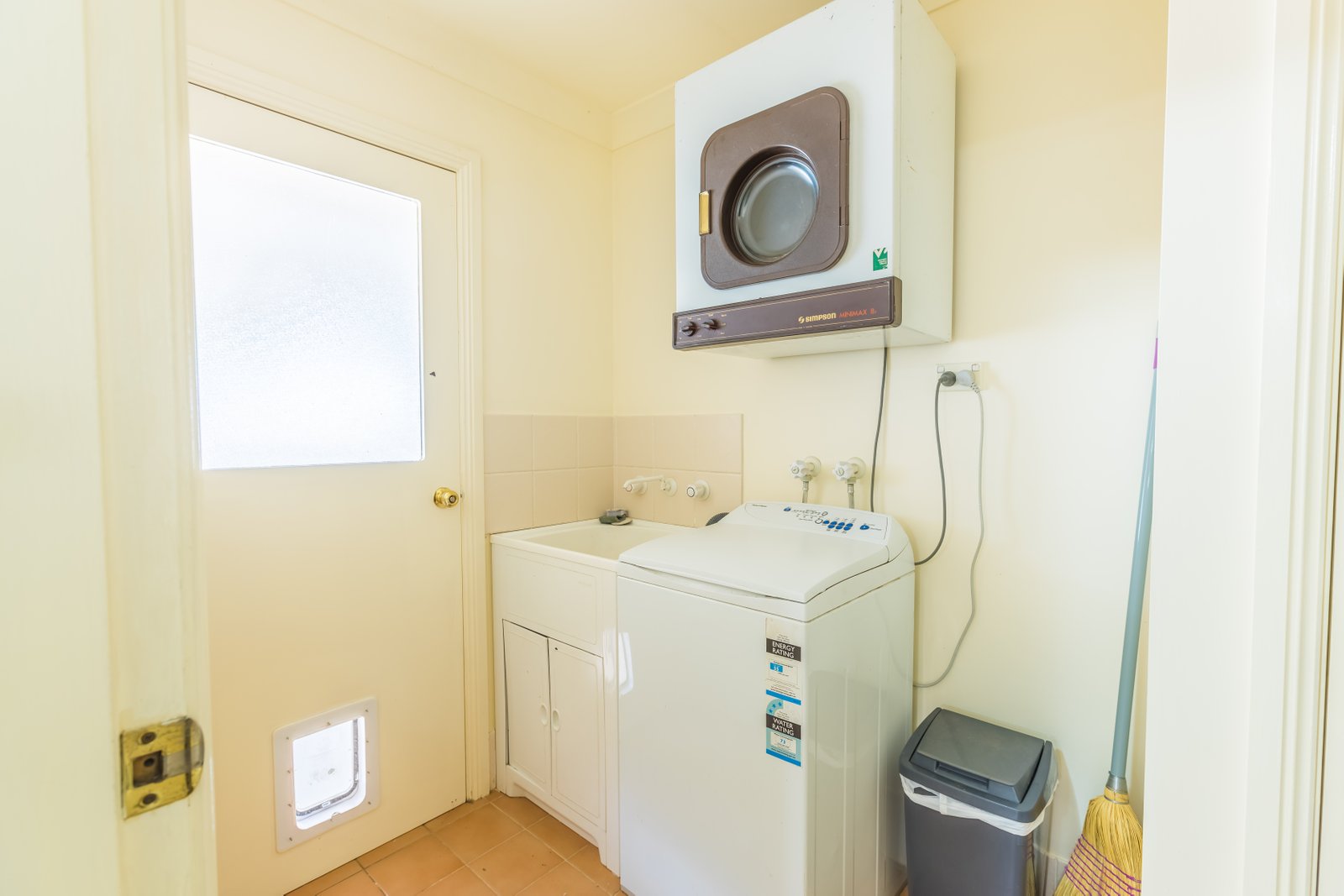 31 Janelle Street TAMWORTH 18