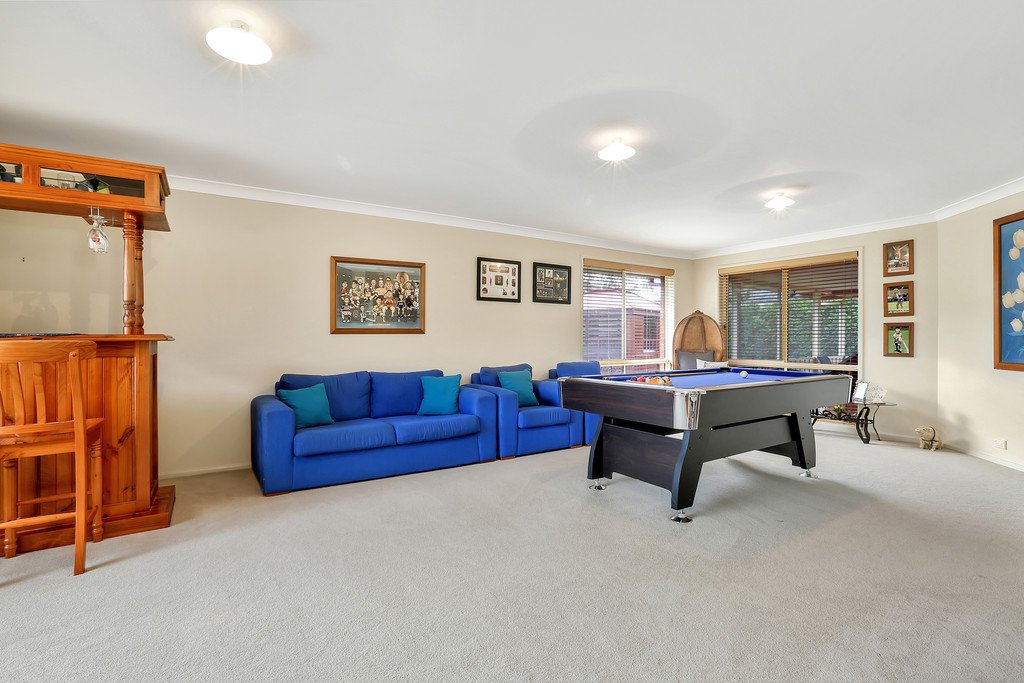 31 Karriewood Circuit HORSLEY 5
