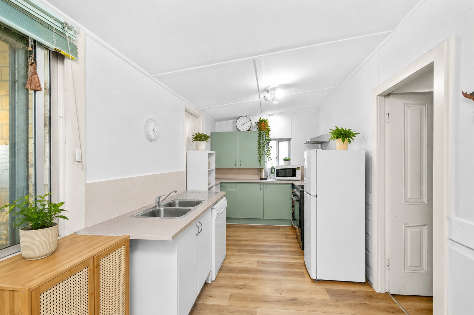 31 Kent Gardens SOLDIERS POINT 10