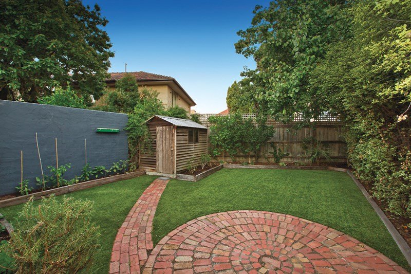 Real Estate and Property in 31 Kingsley Street, Elwood, VIC