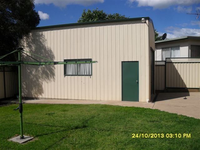 31 Kinred Street TUMUT 5