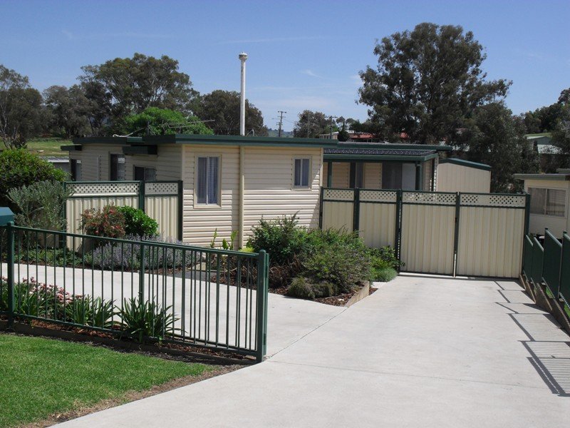 31 Kinred Street TUMUT 1