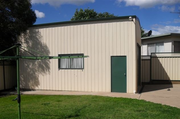 31 Kinred Street TUMUT 5