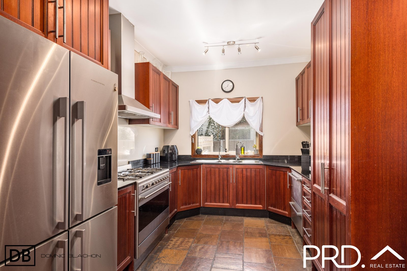 31 Kiora Street PANANIA 3