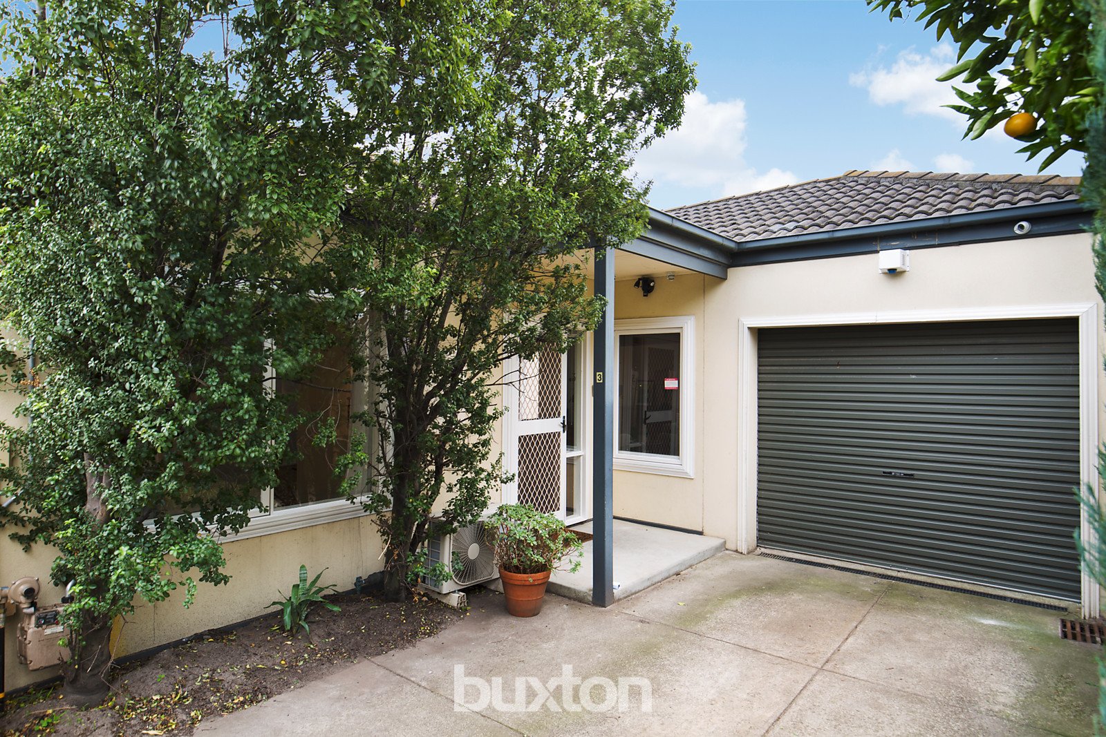 Gallery: 3/1 Latham Street