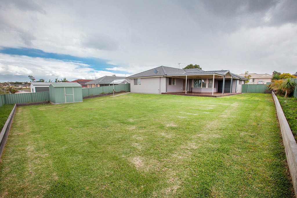 31 Lemonwood Circuit THORNTON 22