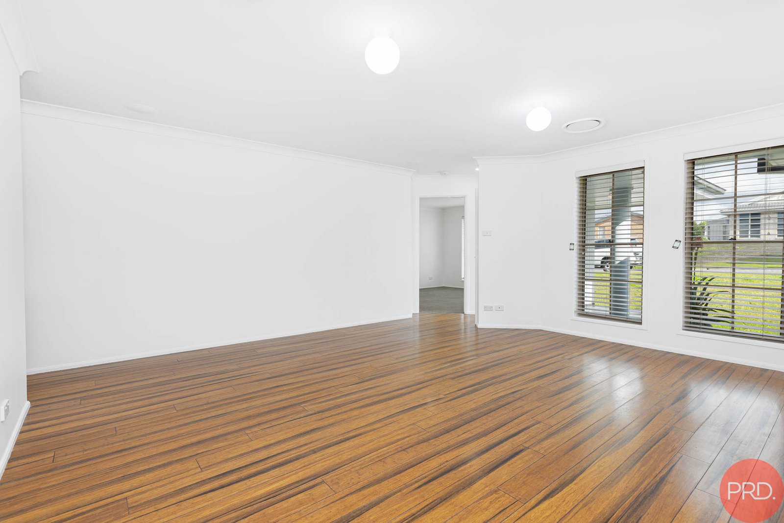 31 Lemonwood Circuit THORNTON 26
