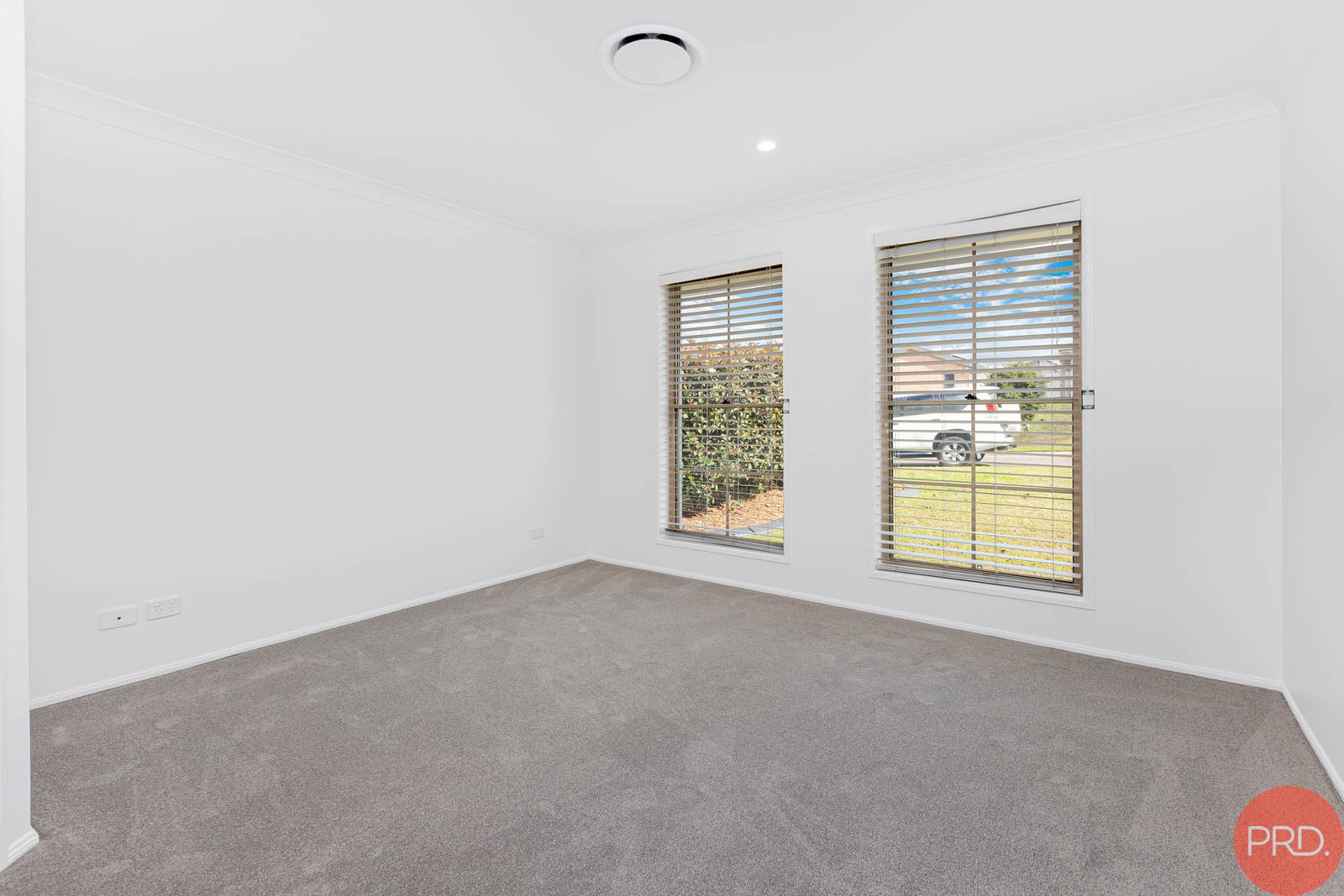 31 Lemonwood Circuit THORNTON 28