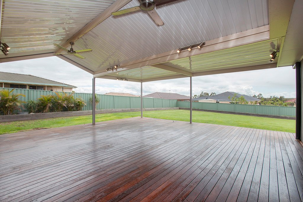 31 Lemonwood Circuit THORNTON 2