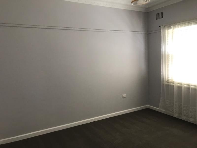31 Levien Avenue TAMWORTH 6