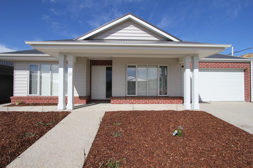 31 Limetree Way LAKE GARDENS 1