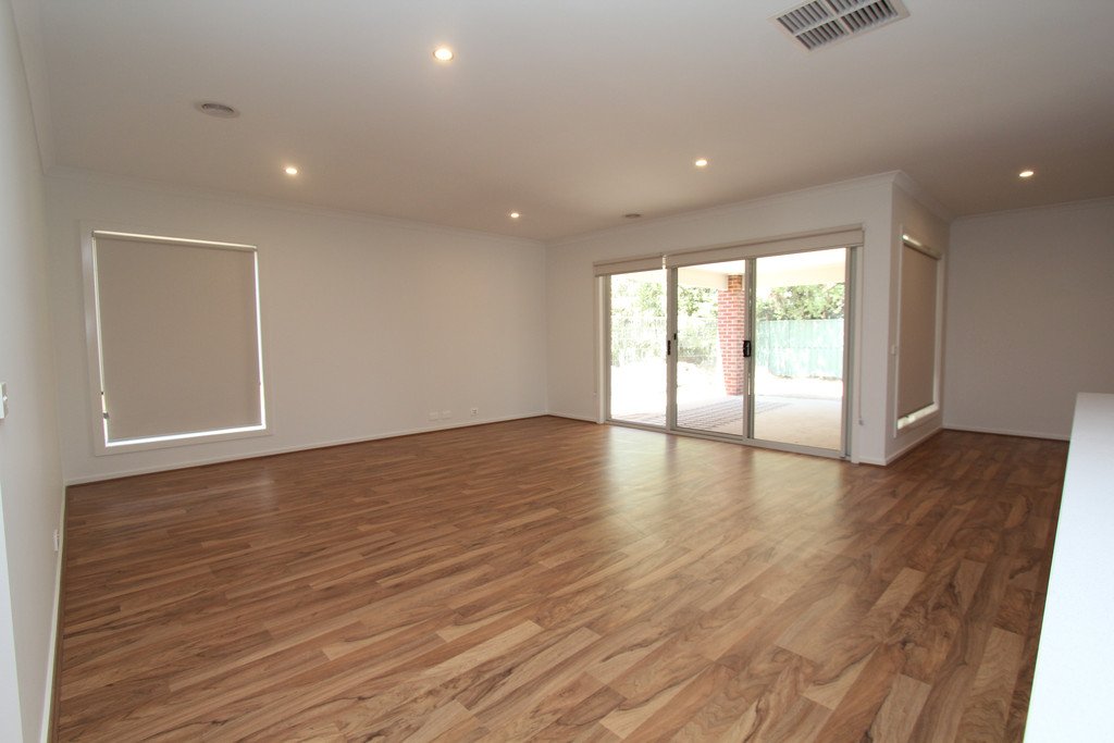 31 Limetree Way LAKE GARDENS 2