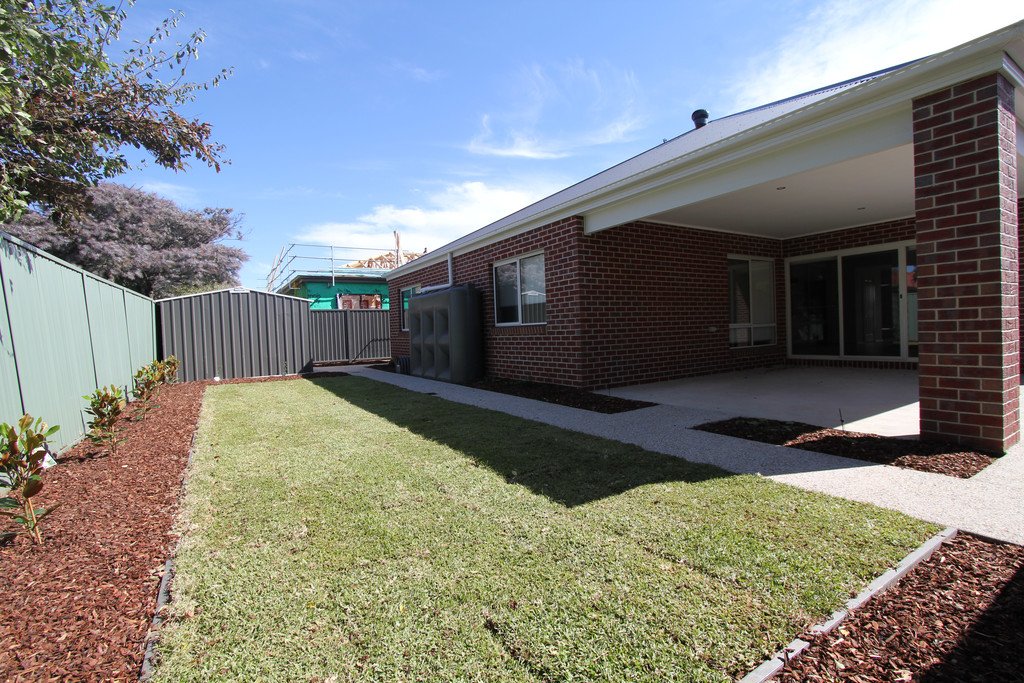 31 Limetree Way LAKE GARDENS 19