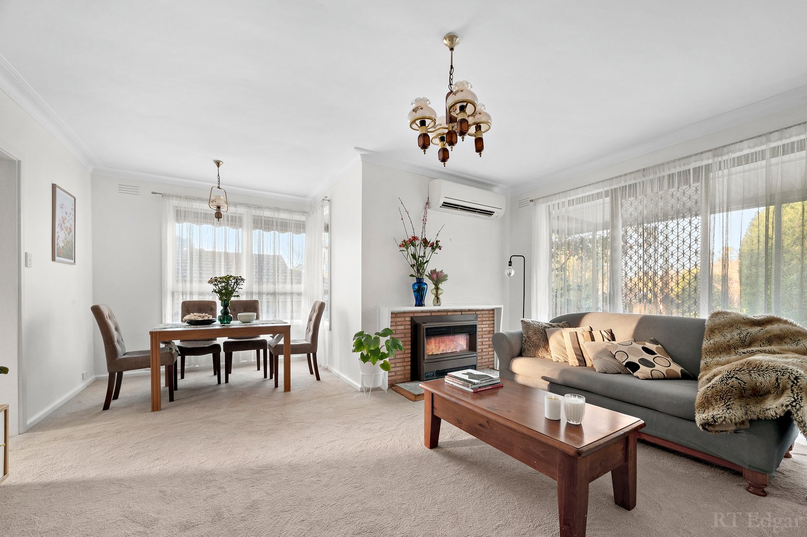 Real Estate and Property in 31 Lincoln Avenue, Mont Albert North, VIC