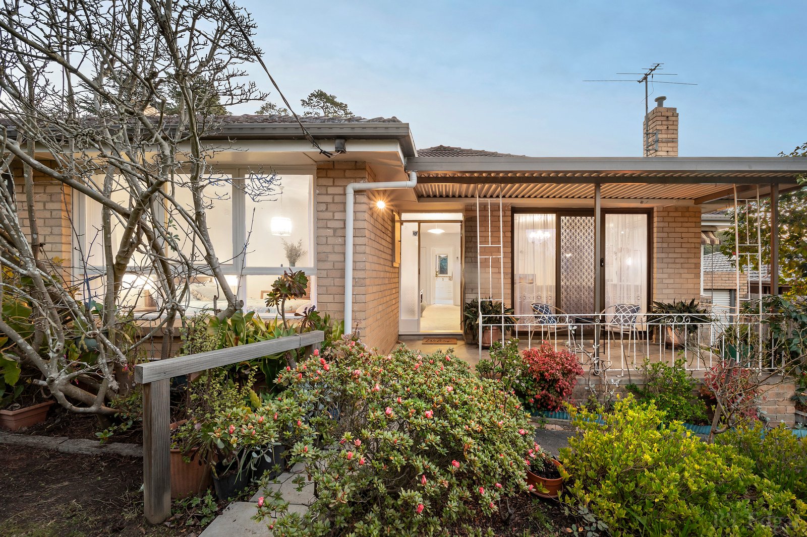 Real Estate and Property in 31 Lincoln Avenue, Mont Albert North, VIC