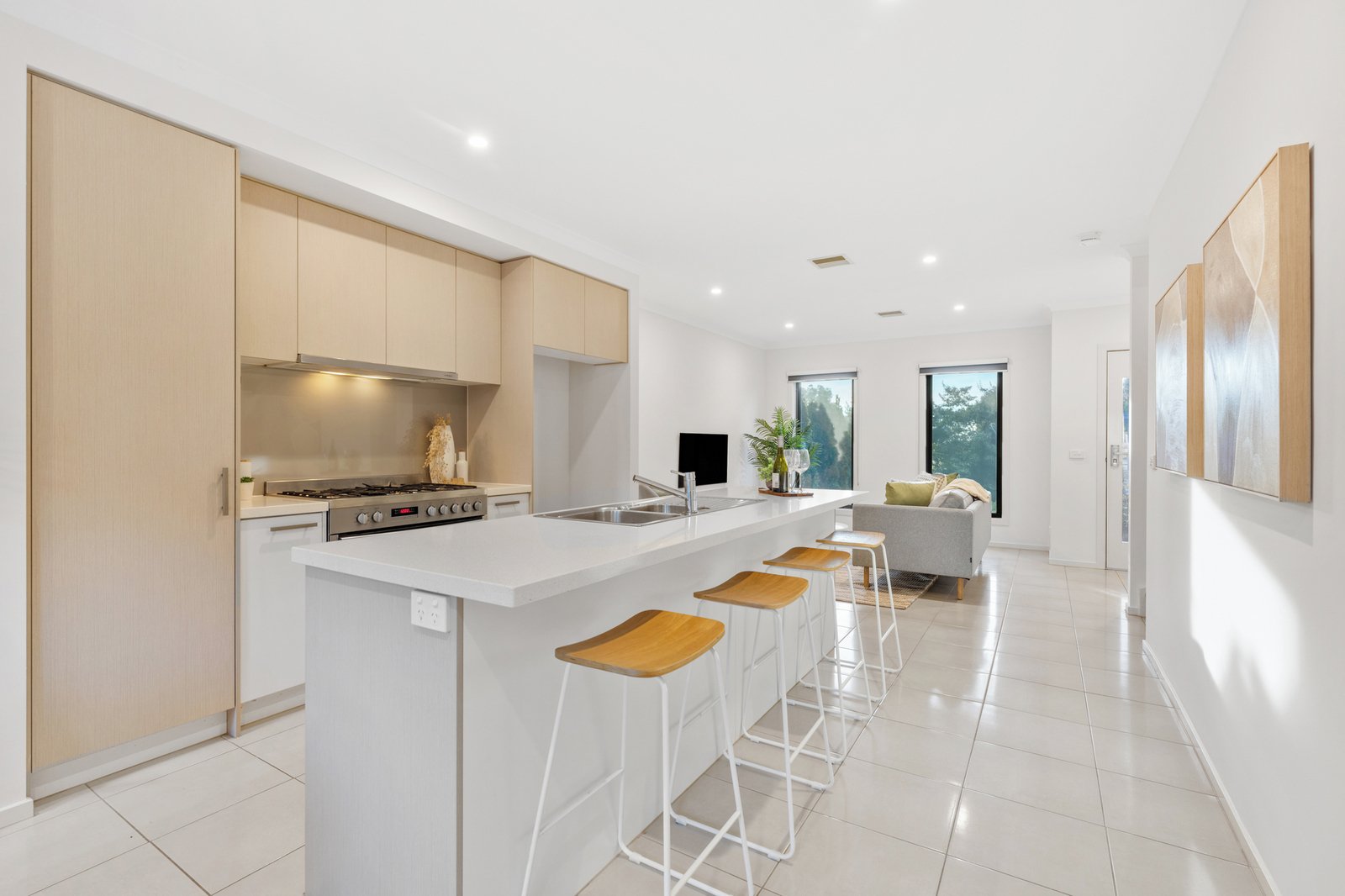 Gallery: 31 Linden Drive