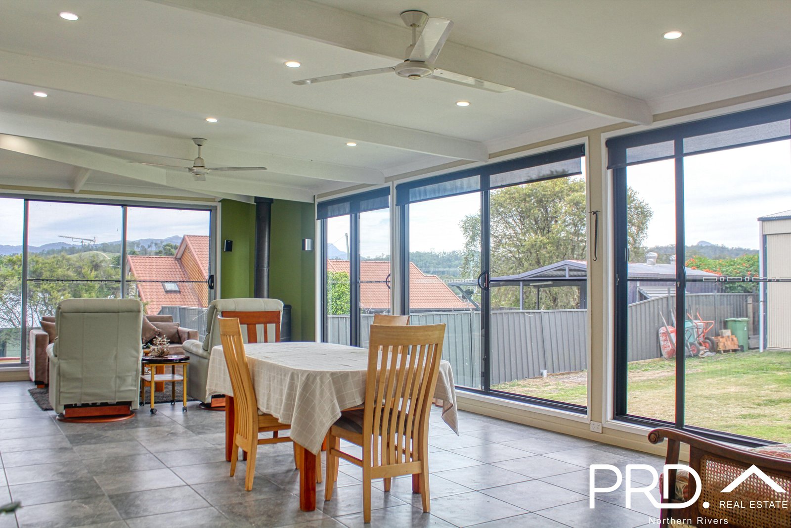 31 Lindsay Street WOODENBONG 4