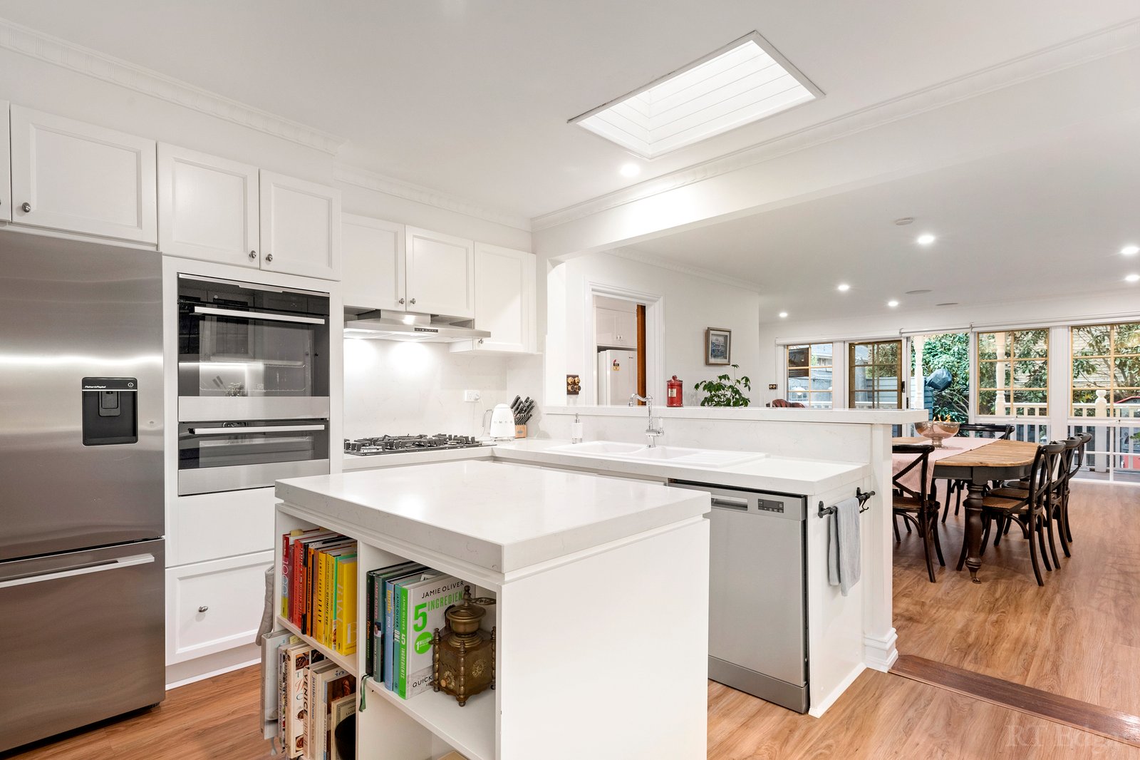 Real Estate and Property in 31 Malmsbury Street, Kew, VIC