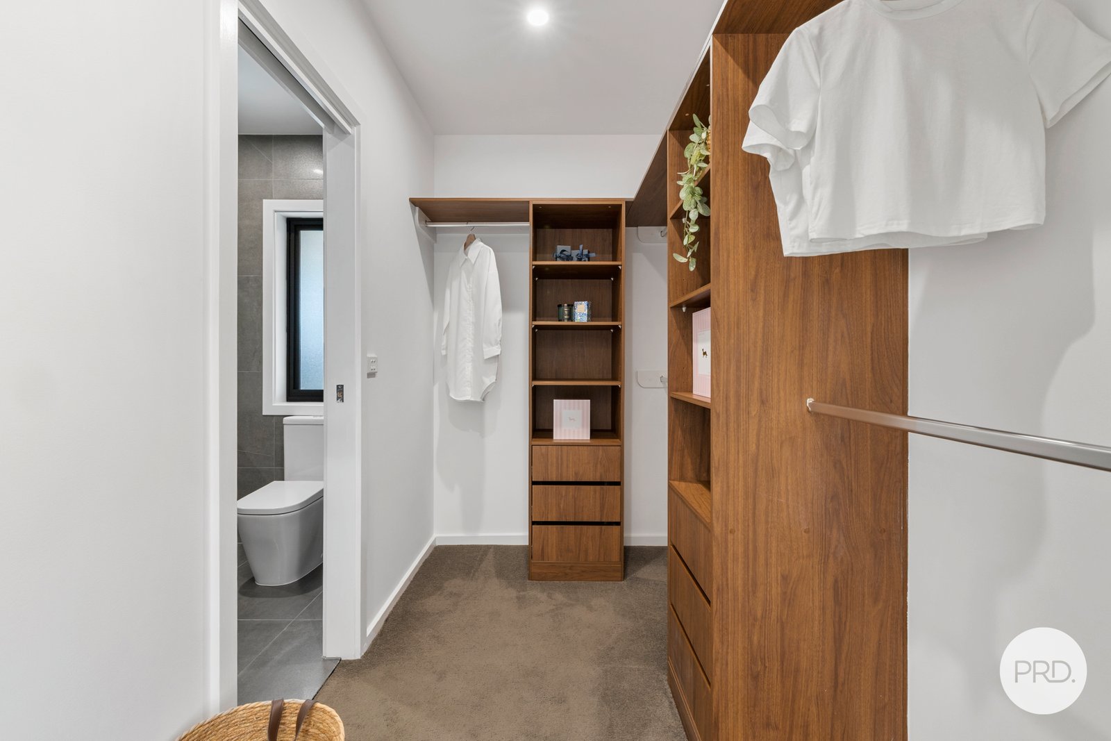 31 Mari Funaki Street WHITLAM 14