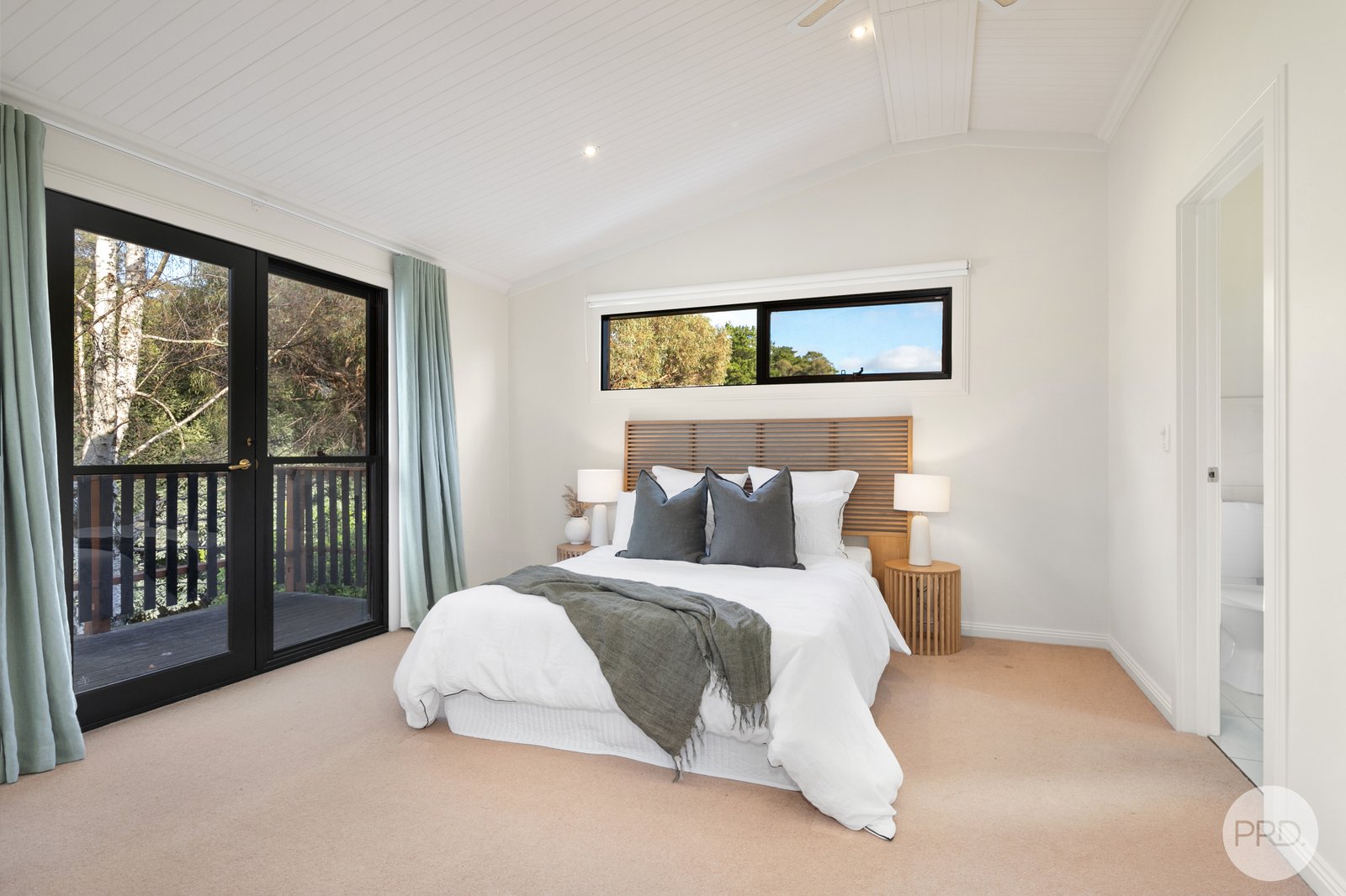 31 Marina Drive MOUNT CLEAR 12