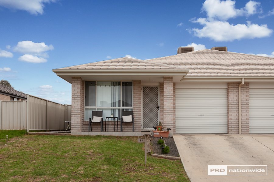 31 Mawson Close TAMWORTH 1