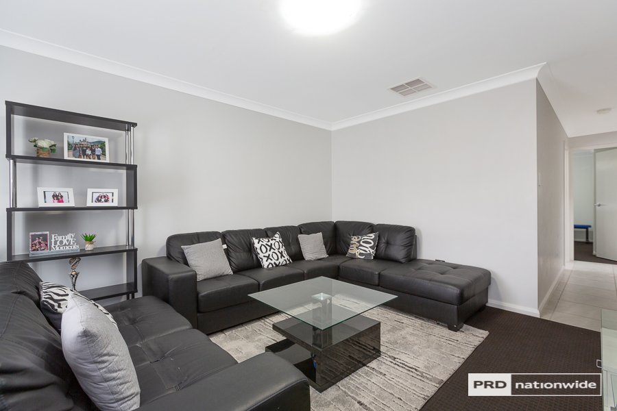 31 Mawson Close TAMWORTH 2
