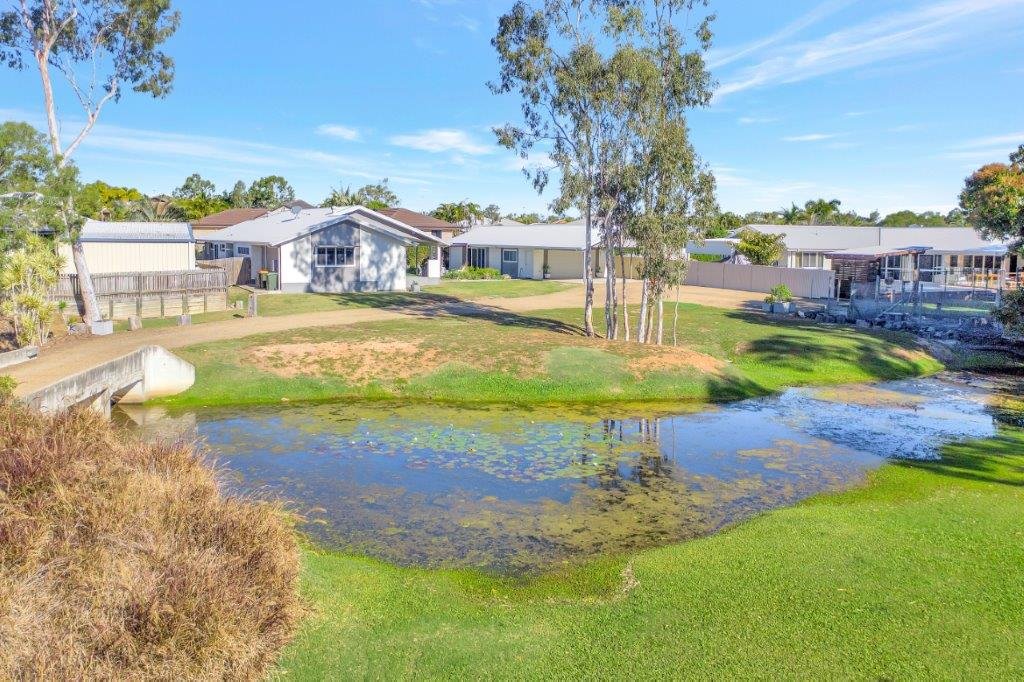 31 Mcleod St  BOYNE ISLAND 26