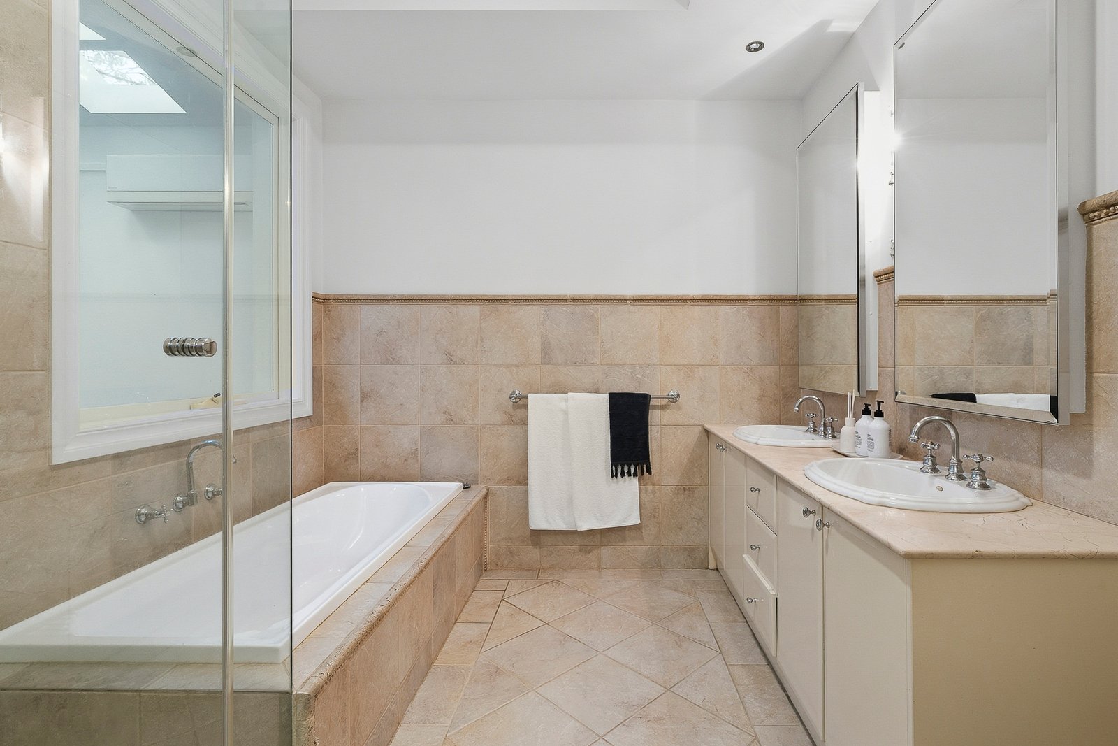 3/1 Mountain Grove, Kew, 3101