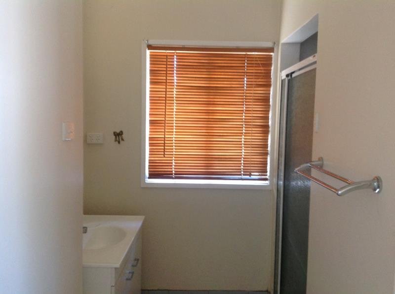 31 Norman Street WAGGA WAGGA 8