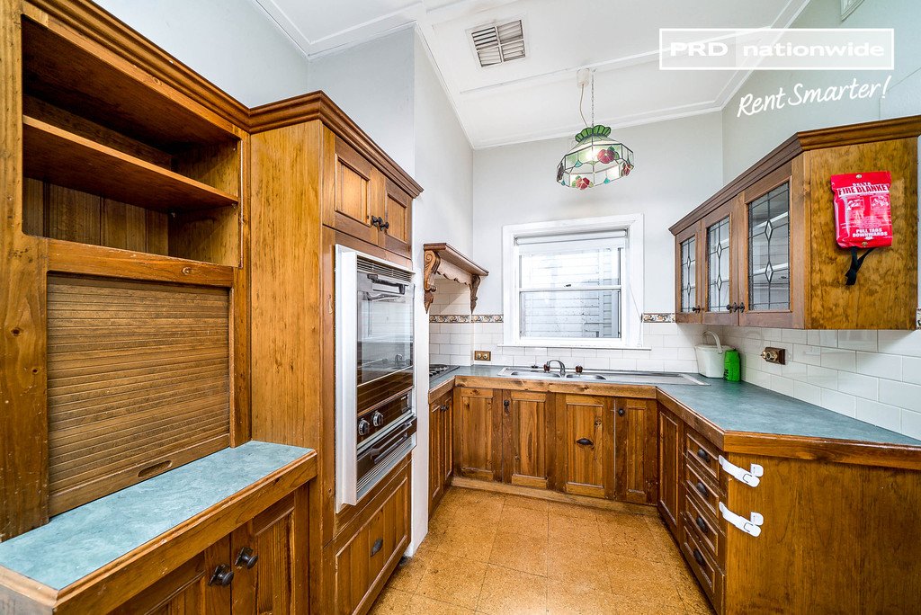 31 Norman Street WAGGA WAGGA 6