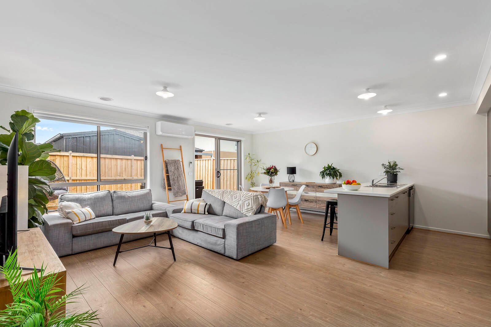 Real Estate and Property in 31 Orland Circuit, Charlemont, VIC